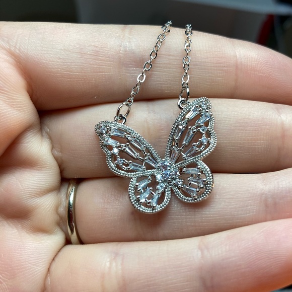 Silver Tone Beautiful Butterfly Necklace - Picture 3 of 5